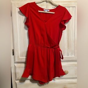 ⭐️SOLD⭐️ Women’s Romper